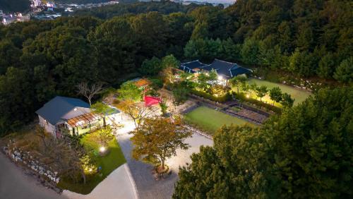 Ansan House | Daebudo bomnaldogchaepension