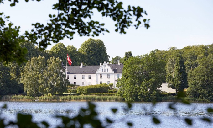 Søndersø Hotel | Dallund Slot