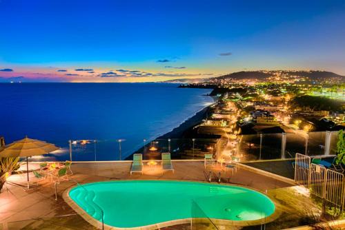 Dana Point Apartment | Dana Point Oceanfront Amazing Views STR14-0128