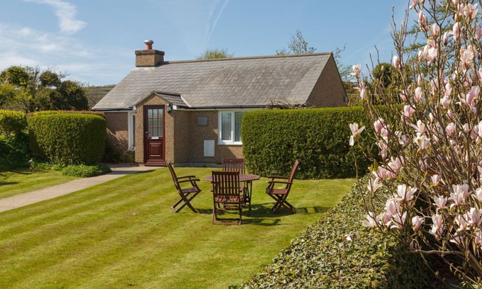 Cregneish Cottage | Dandy Rigg Cottage - sleeps 4 guests in 2 bedrooms
