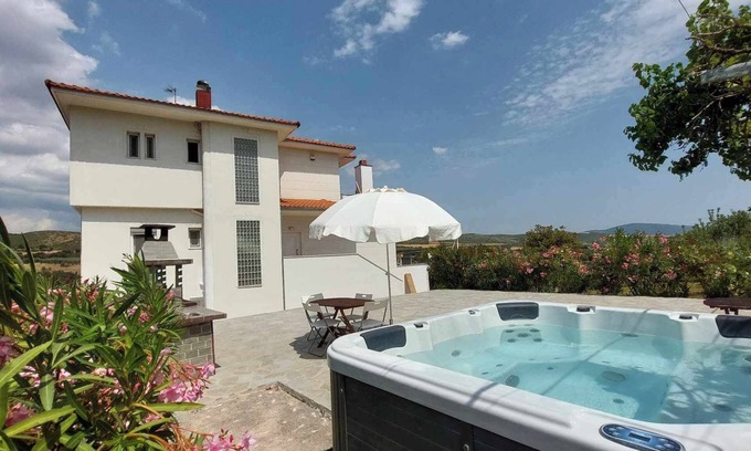 Thermi Villa | Daniil's luxury villa and spa