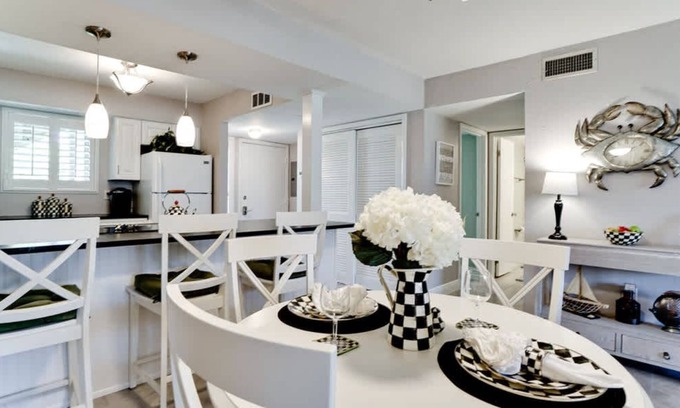 Bradenton Beach Condo | Dans Florida Condos Four Palms at Runaway Bay