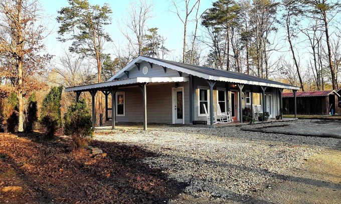 Stanton Cabin | Dappled Grey Cabin with hot tub at Red River Gorge