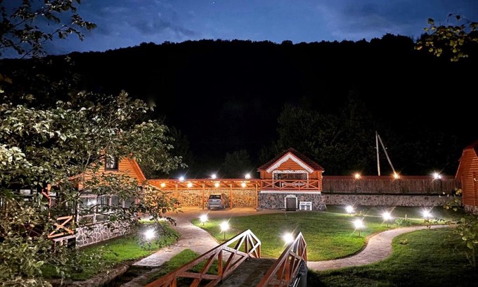 Transcarpathia Apartment | Darino