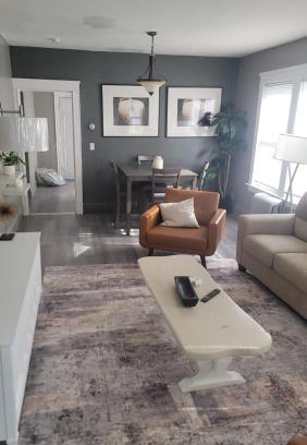 Elmhurst Apartment | Darma Apartments