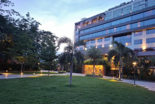 Jubilee Hills Hotel | Daspalla Hyderabad
