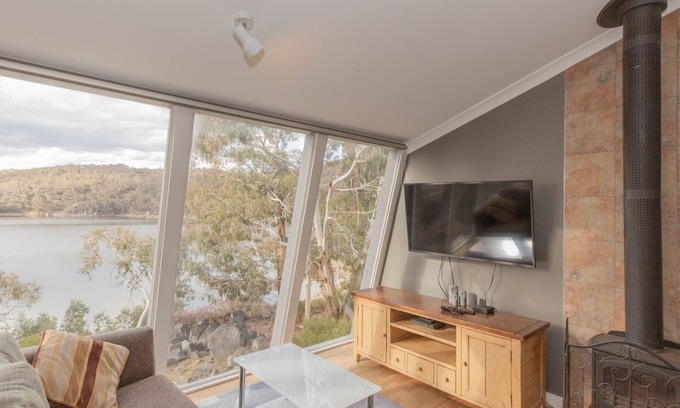 Jindabyne Apartment | Dauphine - 1/23 Townsend Street