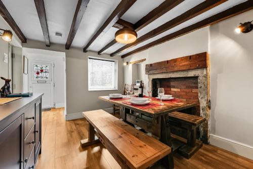 Middleton House | Dawn Cottage