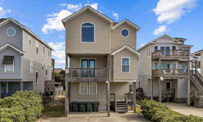 South Nags Head House | Dawn to Dusk | 1030 ft to the beach | Private Pool and Hot Tub