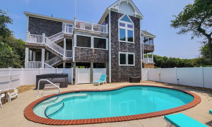 Southern Shores House | Dawn Treader - 6 BR Oceanside Vacation Home w/Private Pool, Hot Tub, Dogs Allowed