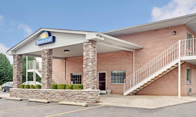 Joelton Hotel | Days Inn by Wyndham Joelton/Nashville