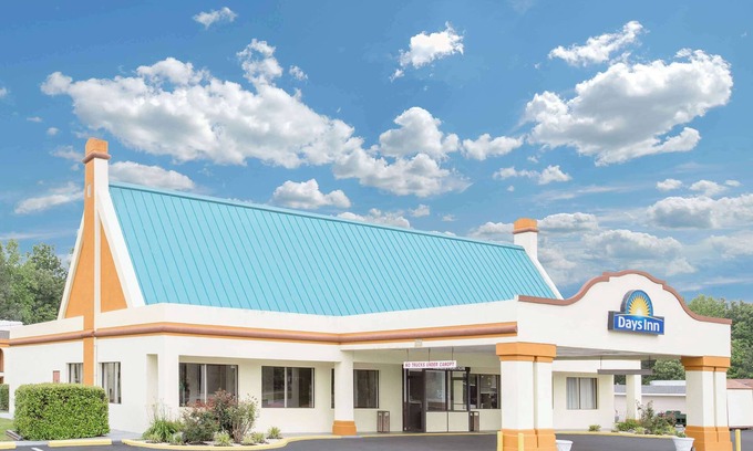 Ruther Glen Hotel | Days Inn by Wyndham Ruther Glen Kings Dominion Area