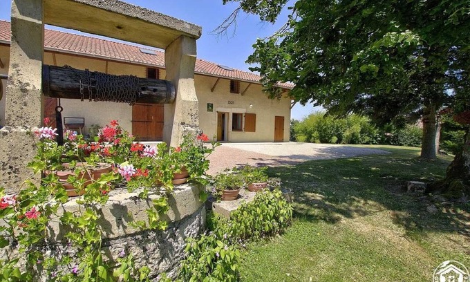 Beaupont House | de la Vieillere - Beaupont