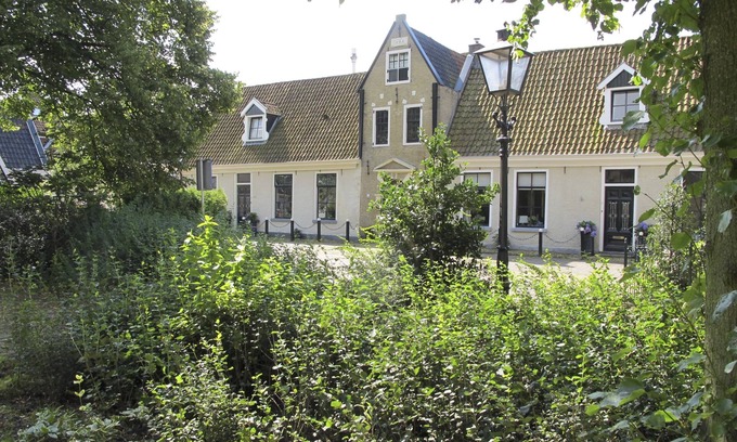 Grou House | De Thuiskamer Just like at home!