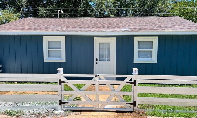 Decatur House | Decatur's Charming Bungalow Oasis