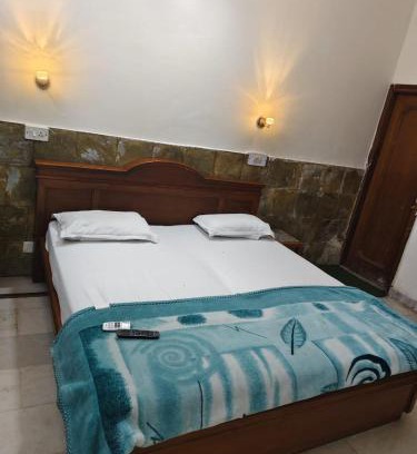 Panchkula House | Deepak Motel