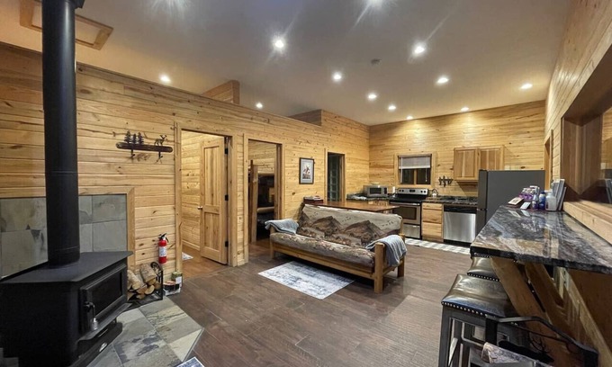 Dubois Cabin | Deer Cabin * Yellowstone/Forest * Private Hot Tub