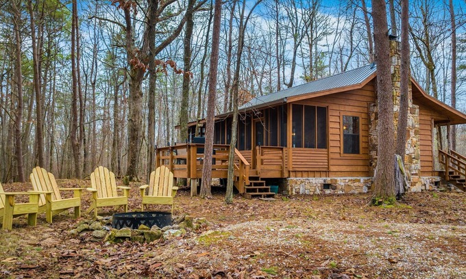 Mentone Cabin | Deerwood-private, cozy cabin in the woods