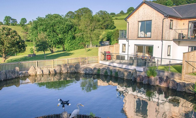 Honiton Cottage | DEFOE’S VIEW, family friendly, luxury holiday cottage in Honiton