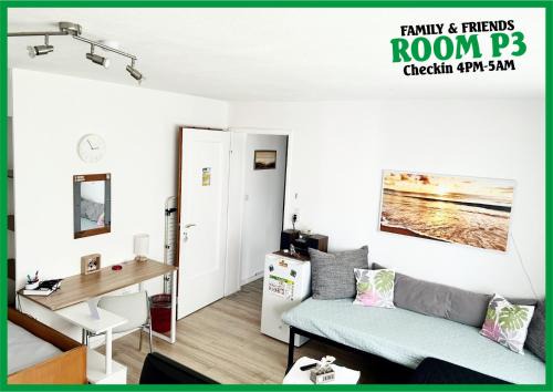 Creglingen House | Deine Pension, Family & Friends Room P3, 5 beds, 25qm, Check-in 4PM till 5AM