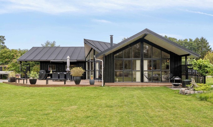 Helberskov Strand House | Dejligt sommerhus i Helberskov