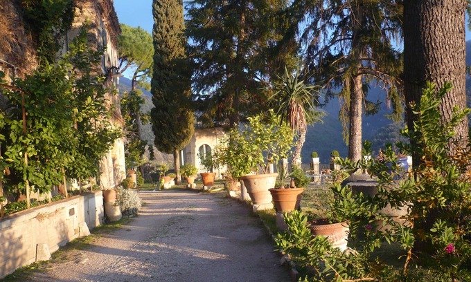 Roccantica Apartment | Delightful apartment in the greenery that tells the story of the Sabina