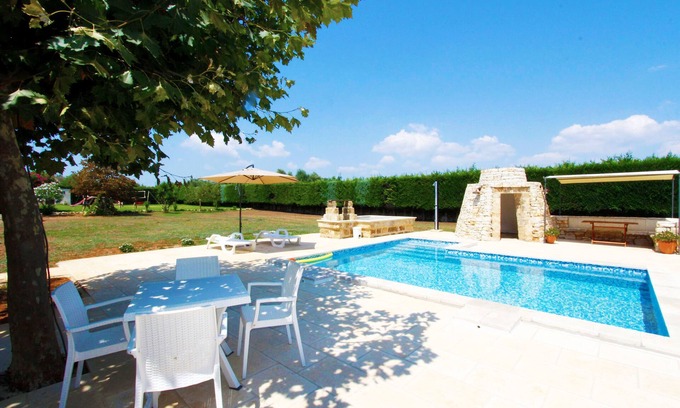 Tiggiano Cottage | Delightful cottage with private pool 507