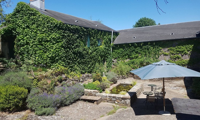 Paulinet Cottage | DELIGHTFUL COUNTRY COTTAGE