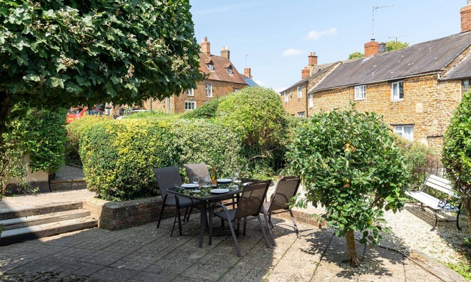 Hook Norton Cottage | Delightful dog-friendly cottage - Orchard Cottage, Hook Norton