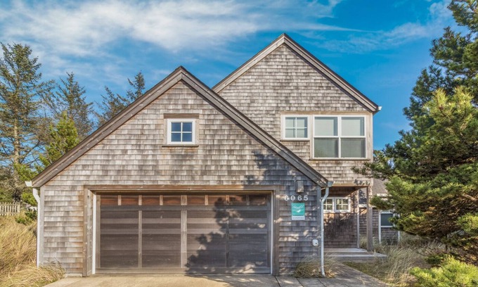 Shorepine Village House | Delightfully Decorated Home Walking Distance to the Beach, Fireplace, Deck, BBQ
