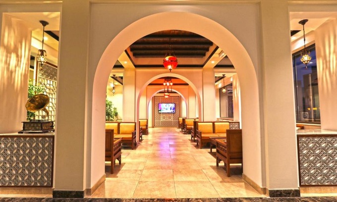 Manama Center Hotel | Delmon International Hotel