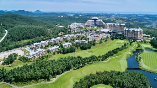 Toseong Resort | Delpino
