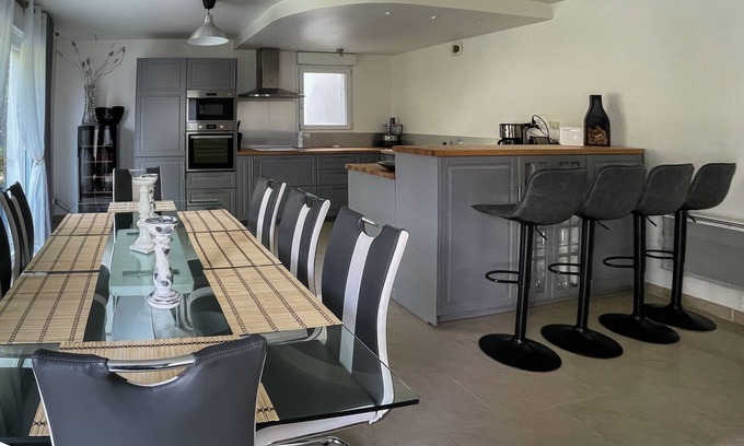 Binson-et-Orquigny Cottage | Delsy house - comfort cottage