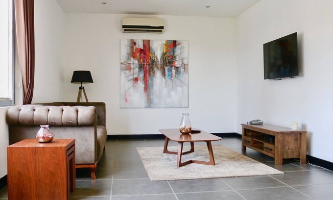 North Ridge Apartment | Deluxe 1 Bedroom Apartment in Osu - Pulse of Accra