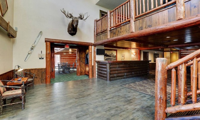 Johnston Hotel | Deluxe 2 Double near I-35 in Johnston! Stoney Creek, Free Breakfast | 2 Units