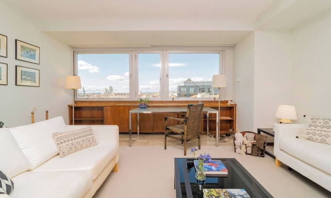 Justicia Apartment | Deluxe Apartment Colon Suites IV