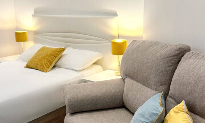 Gibraltar Apartment | Deluxe City Centre Studio Apt