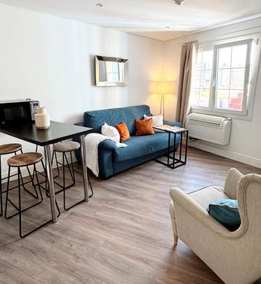 Gibraltar Apartment | Deluxe City Centre Two Bedroom - Grand Central House