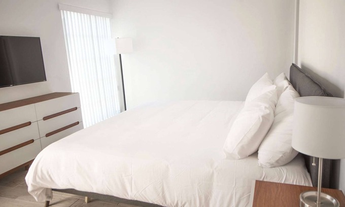 Downtown Fort Lauderdale Condo | ✨Deluxe Designer Two Bedroom at Fort Lauderdale