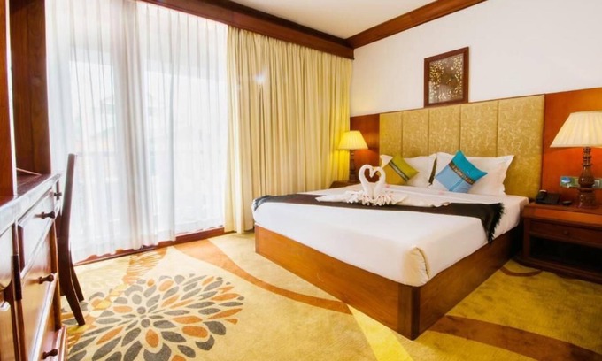 Taphul Village Area House | Deluxe King Pool View at Angkor Year Theme Hotel