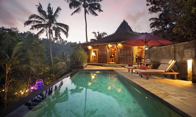 Melayang Villa | Deluxe Rainforest Pool Villa