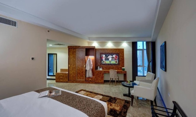 Al Khan Apartment | Deluxe Room Near Expo Centre Sharjah