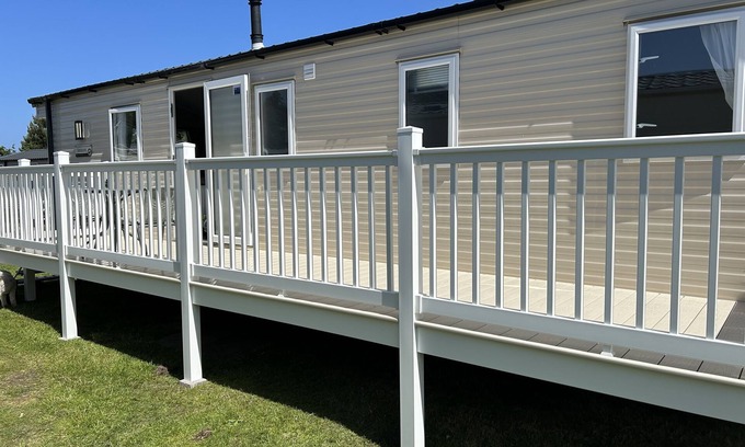 Prestonpans House | Deluxe, Spacious, Modern 3 Bedroom Holiday Home