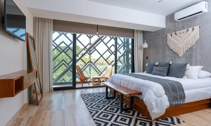 Zama Apartment | Deluxe Studio with Fitness & Rooftop Pool