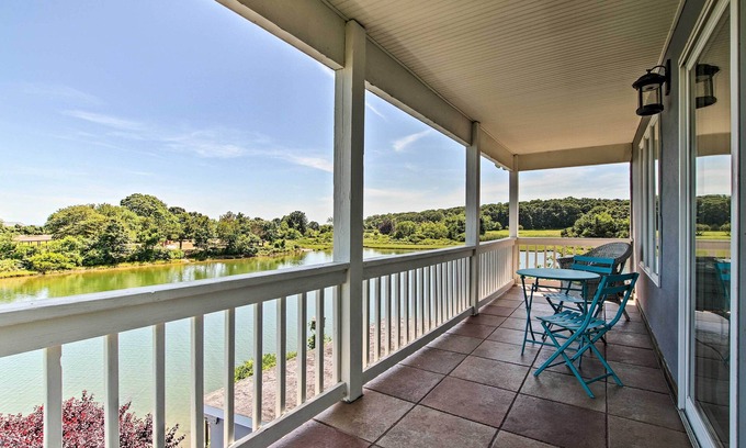 Waterford House | Deluxe Waterford Home w/Views, Outdoor Bar & More
