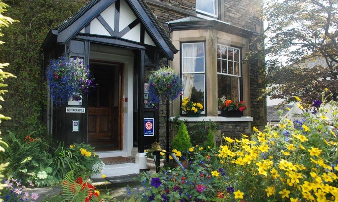 Windermere House | Denehurst Guest House - Adults Only