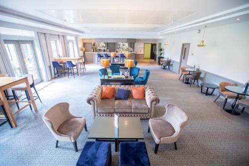 Uxbridge Hotel | Denham Grove