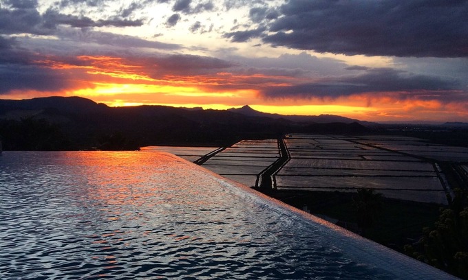 Monte Pego Villa | DENIA Villa 4 or 6 pers. infinity pool, spectacular mountain and sea views,