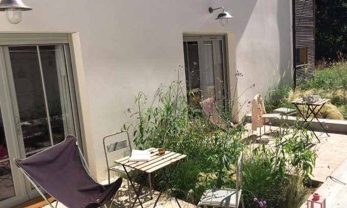 Versailles Bed & Breakfast | Denis & Virginie - château à pied - parking gratuit