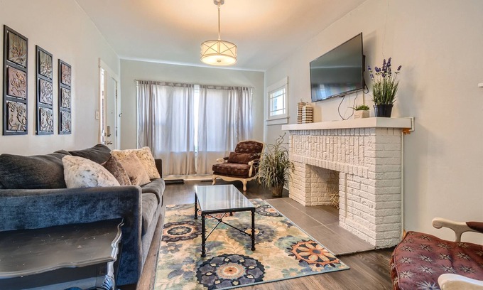 Hale House | Denver Furnished Rental Clermont Duplex Bungalow